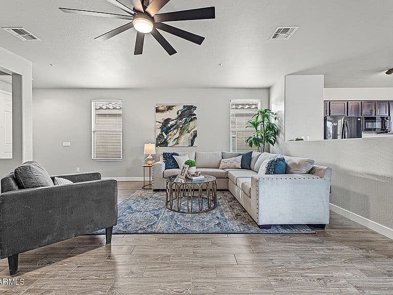 8868 W HOLLYWOOD Avenue photo 5