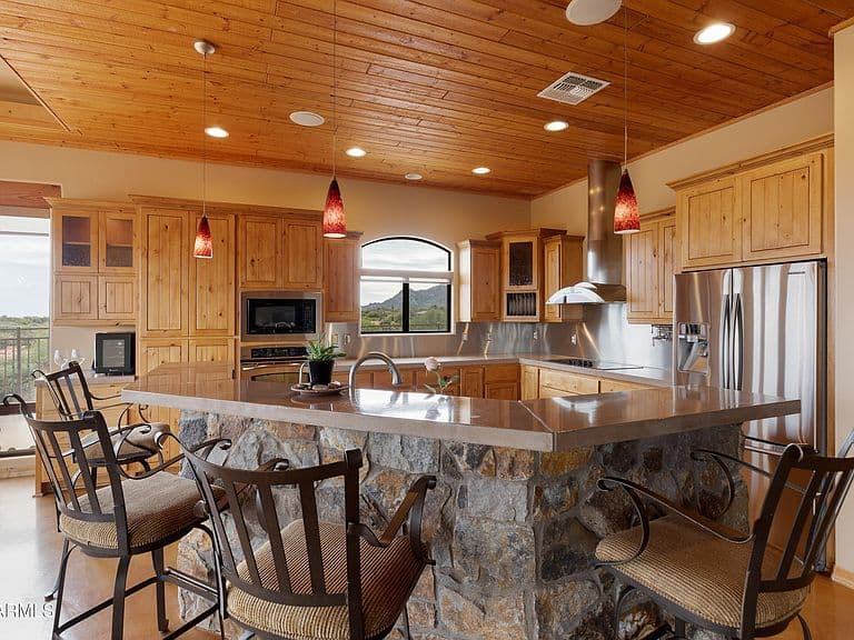 13906 E Montello Road photo 4