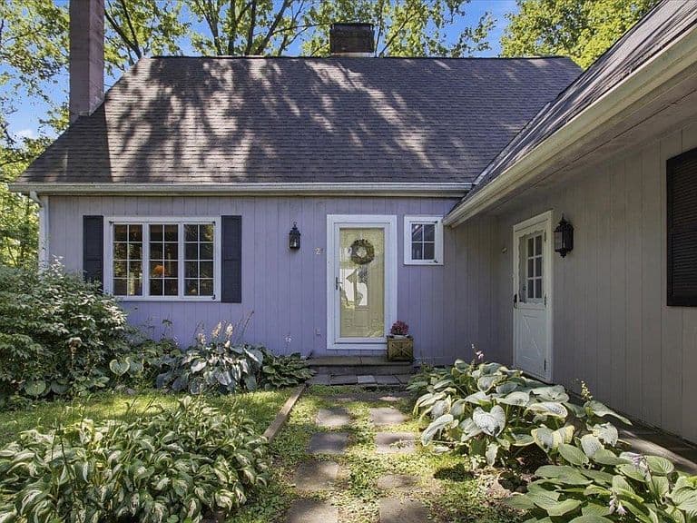 21 Russett Drive photo 1
