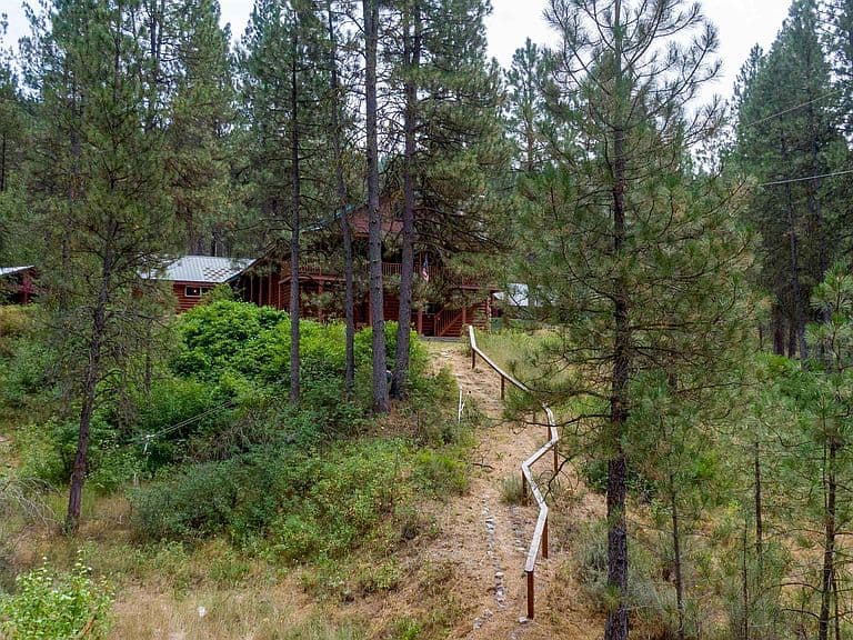 3079 Highway 21 photo 2