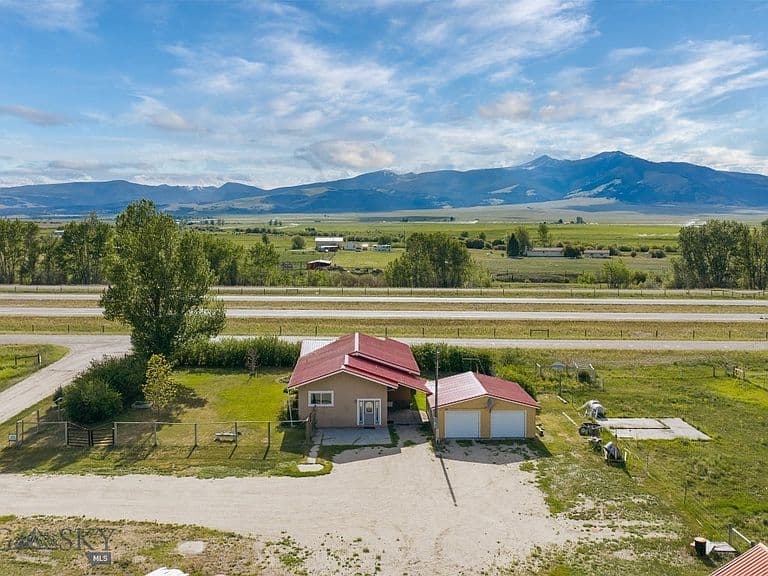 47 Tristan River Ln photo 1