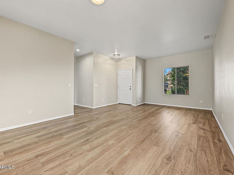 41576 N PALM SPRINGS Trail photo 5