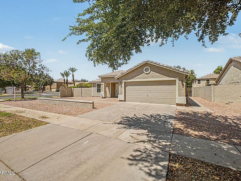 674 W ORCHARD Way photo 3
