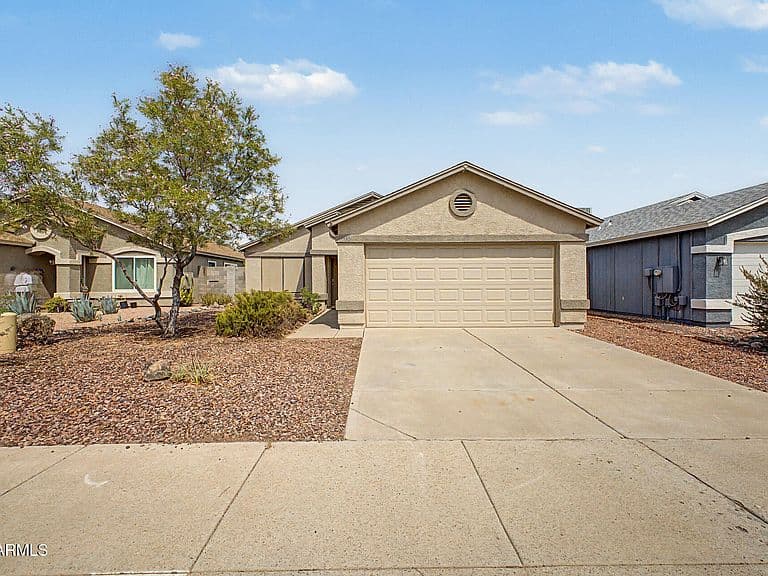 3226 W WILLIAMS Drive photo 1