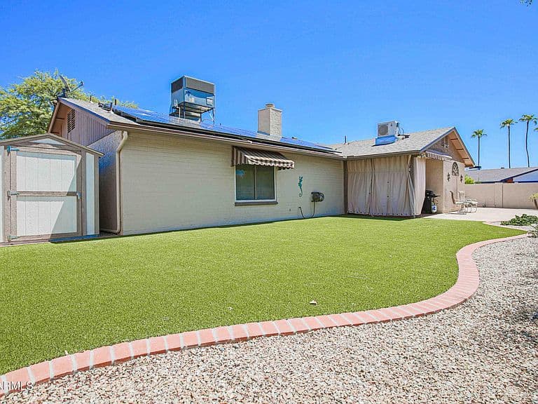 6227 E EVANS Drive photo 3