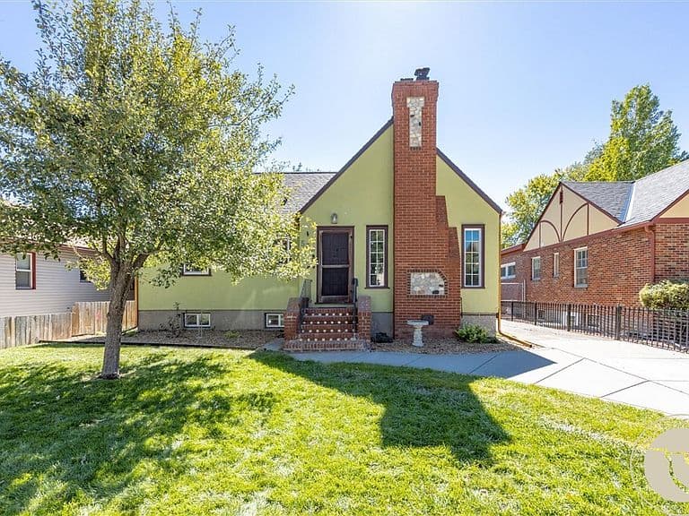 536 Clark Ave photo 1