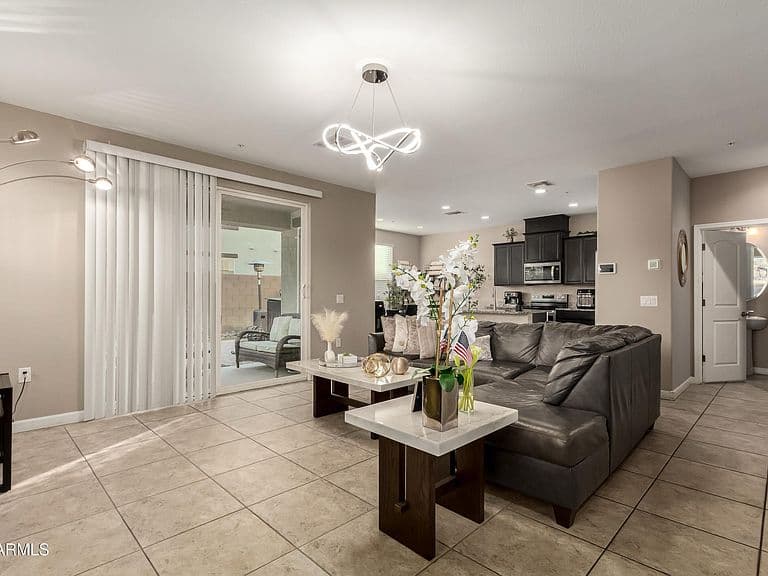 1255 N ARIZONA Avenue #1061 photo 5