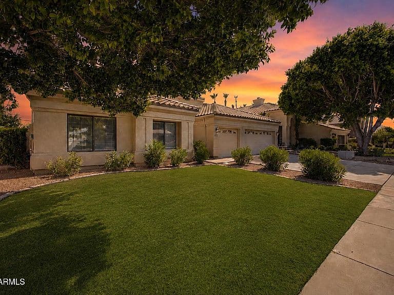 1837 E MONARCH BAY Drive photo 3