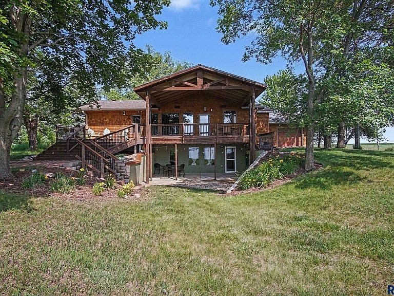 6767 Wicklow Hills Ln photo 2