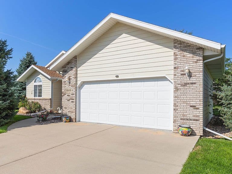 3515 Maddy Anne Ct photo 2