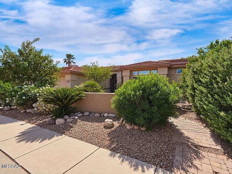 2196 E Sahuarita Wash Way photo 3