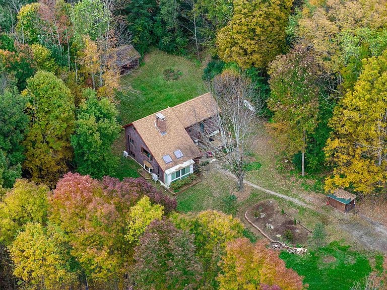 852 Boardman Hill photo 3