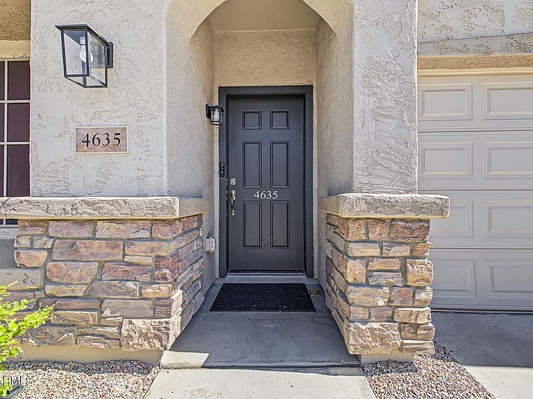 4635 S CARMINE Lane photo 4