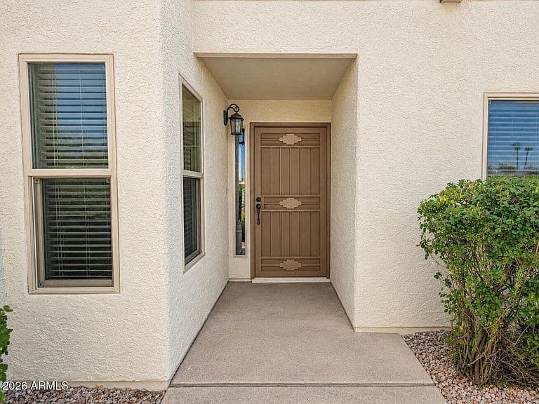 4001 E LUPINE Avenue photo 3