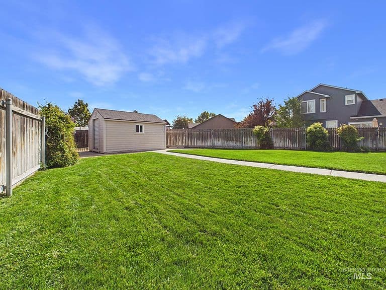 4211 E Jasmine Ct photo 5