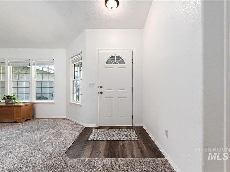 2214 E Katelyn Dr photo 5