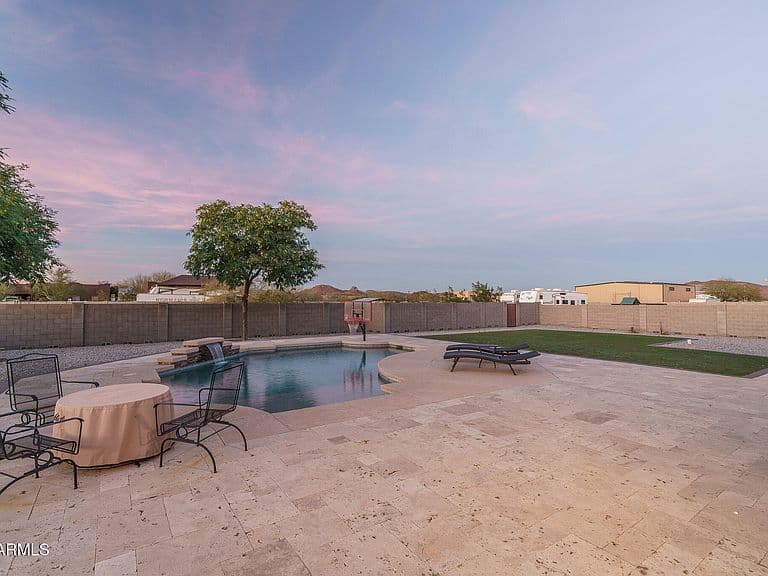 14604 W ANDREA Drive photo 1