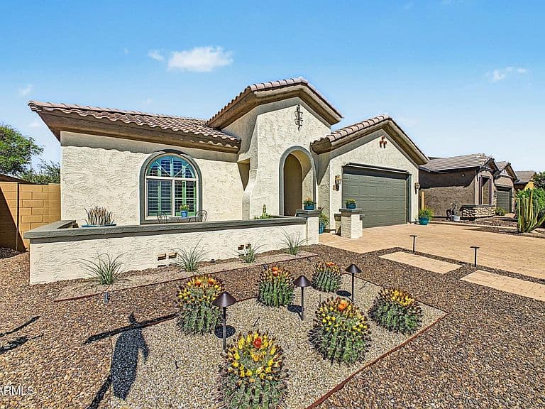 1822 E Canyon Way photo 5