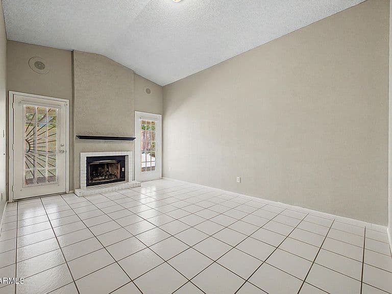 6850 E KATHLEEN Road photo 4