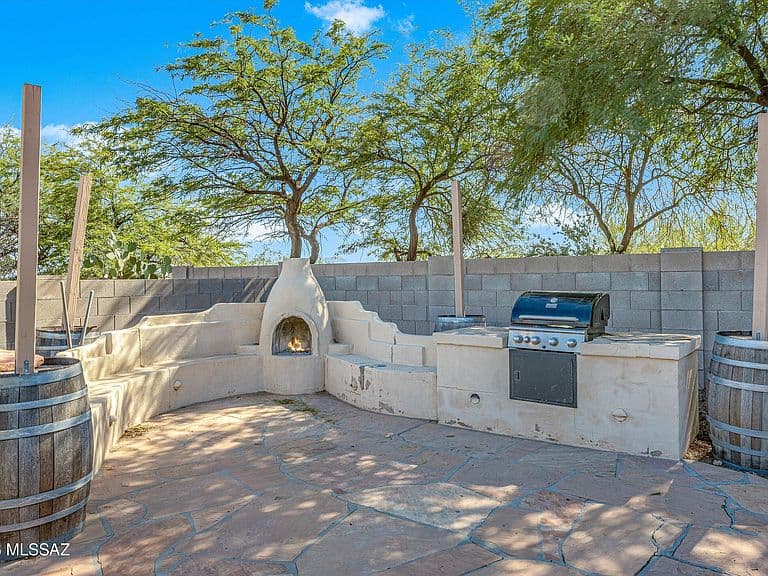3051 W Calle Rosalinda photo 2