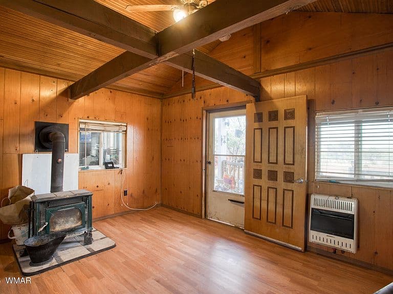 76 County Road N5552 photo 4