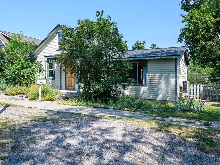 1130 Cooper St photo 4
