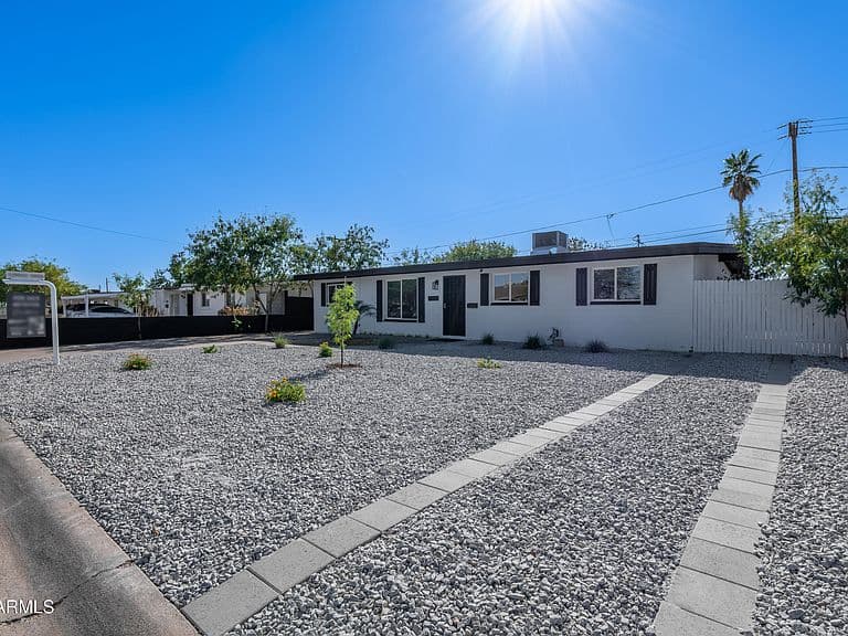 4230 N 49TH Drive photo 4