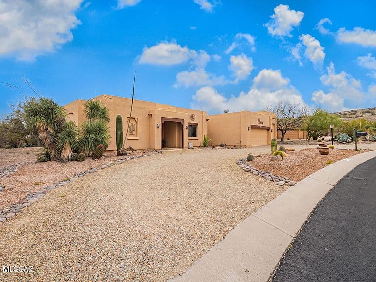 1655 W Placita Del Codillo photo 2