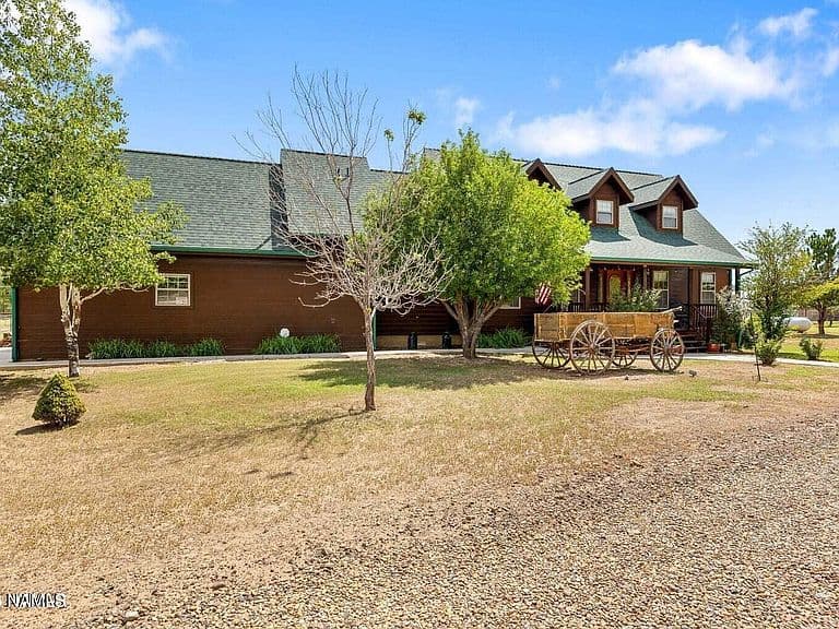 1837 E Canyon Creek Dr photo 1