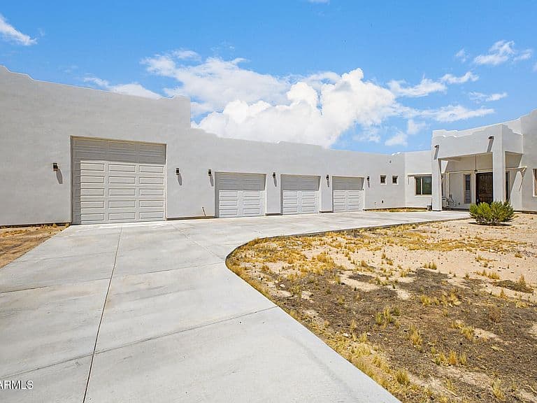 11853 W CRUISER Lane photo 3