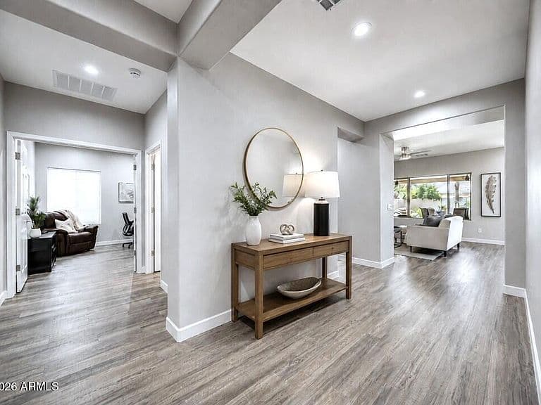 5511 W Molly Lane photo 4