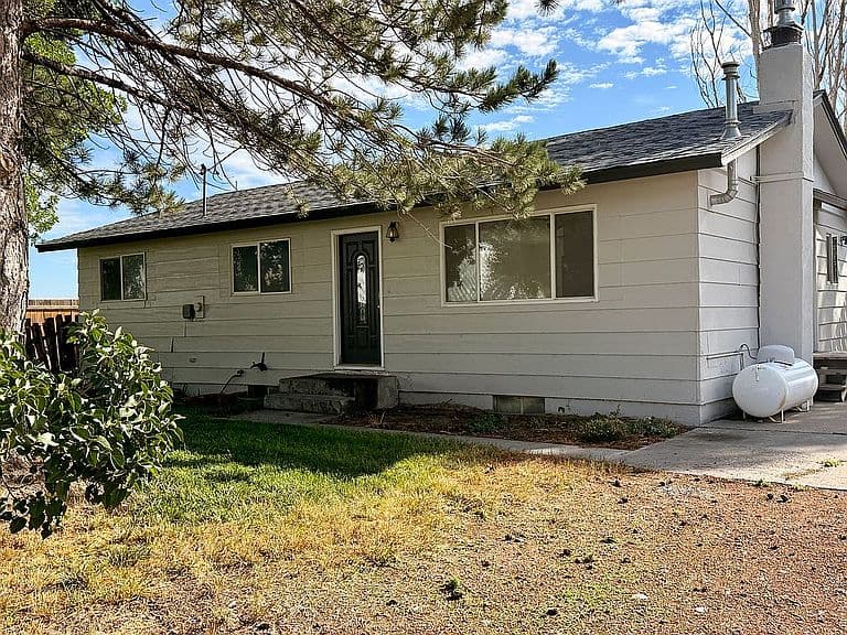 41 S 1190 W photo 1