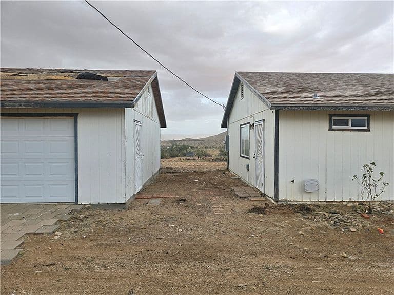 2832 E Calle Cedral photo 4