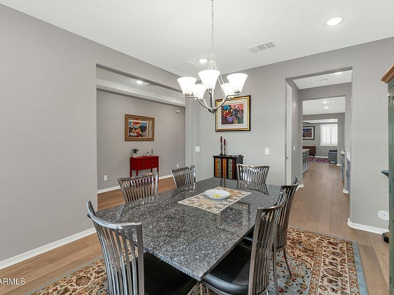 4334 N Pioneer Dr photo 4