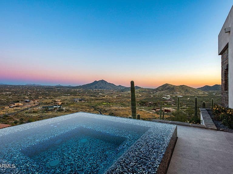 4880 E LONE MOUNTAIN Road N photo 4