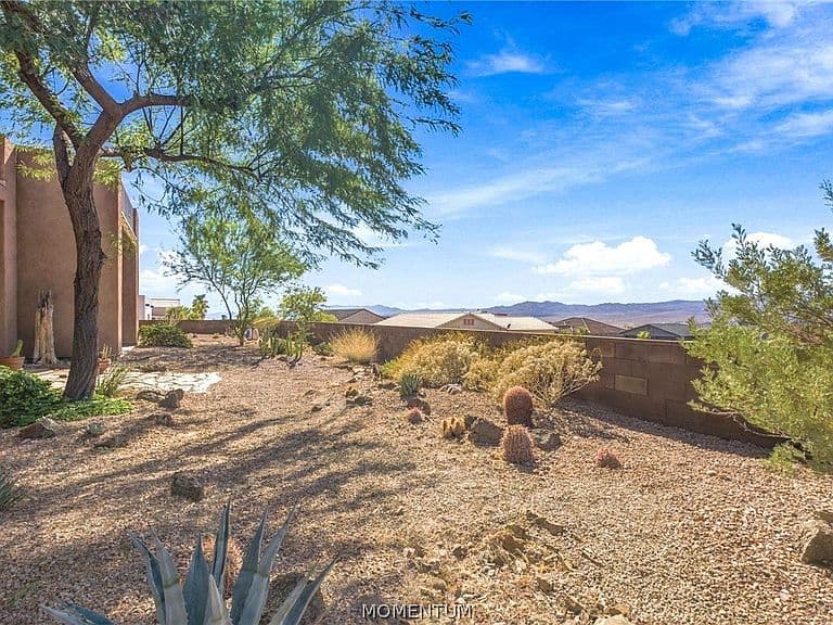 3411 Sunburst Drive photo 4
