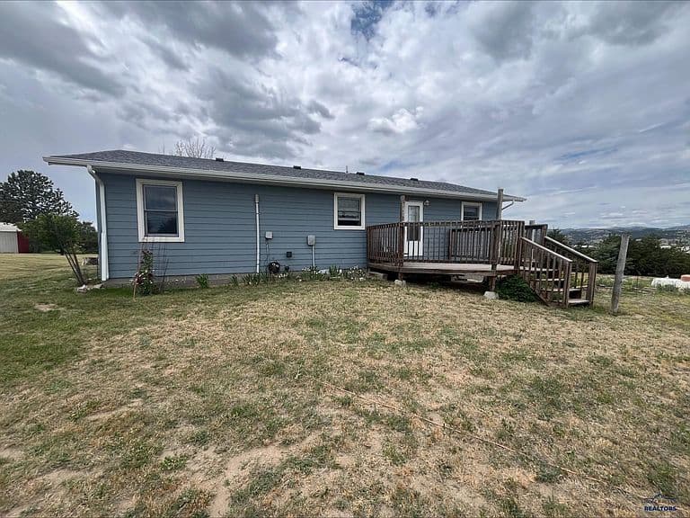 27932 Highway 385 photo 2