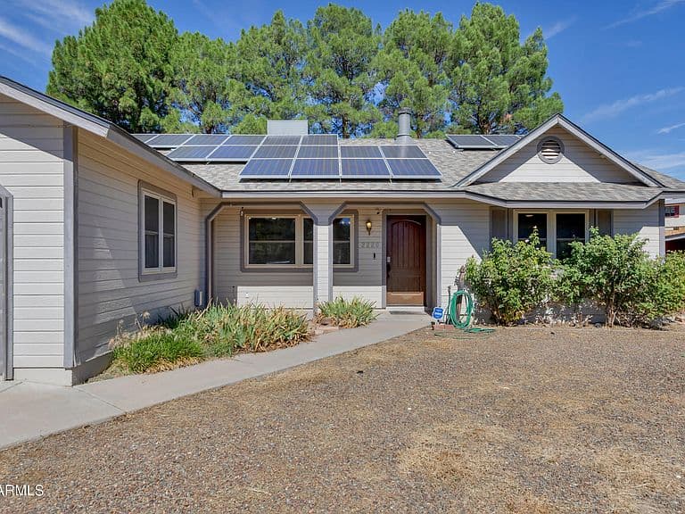 2220 S PUMA Circle photo 3