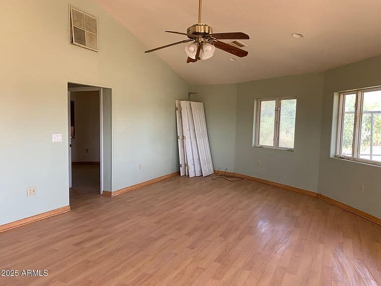 2920 E LOMA ALTA Drive photo 4