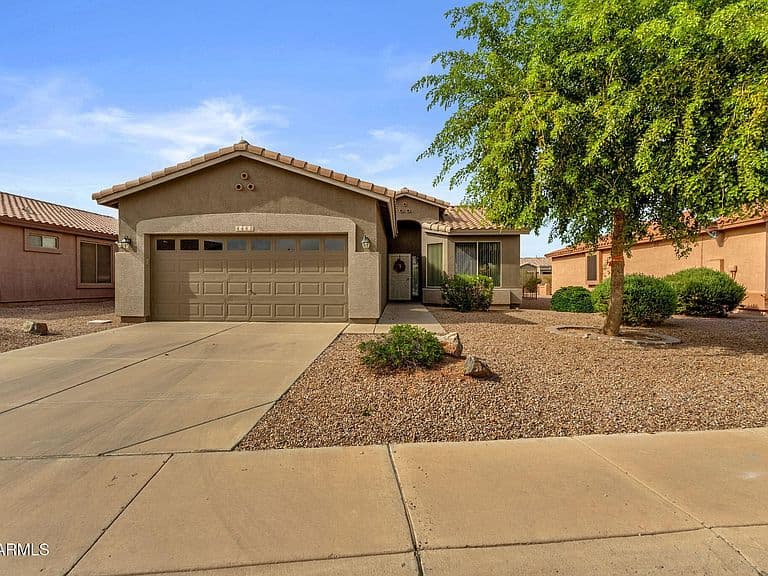 4482 E SYCAMORE Drive photo 3