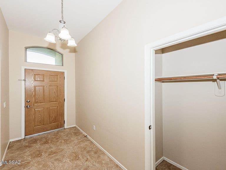 10737 S Miralago Dr photo 5