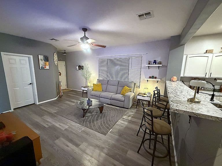 8466 S Mountain Air Ln photo 3