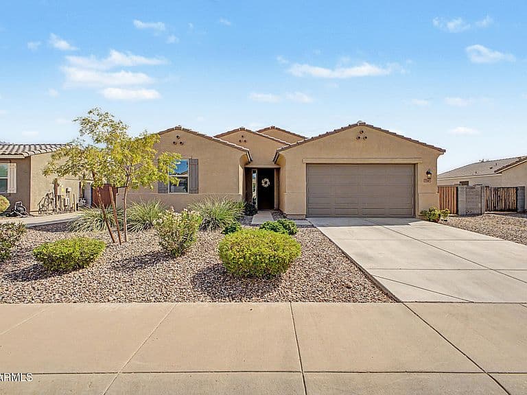 7147 E WATERFOWL Way photo 1