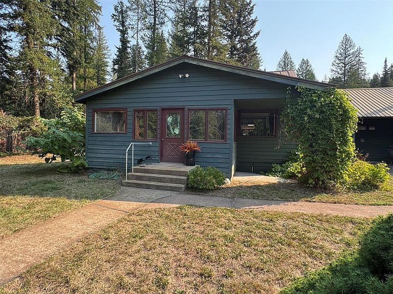 3688 Highway 83 photo 3