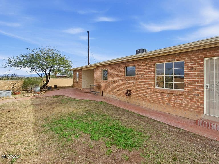 3660 W Lost Horizon Dr photo 4