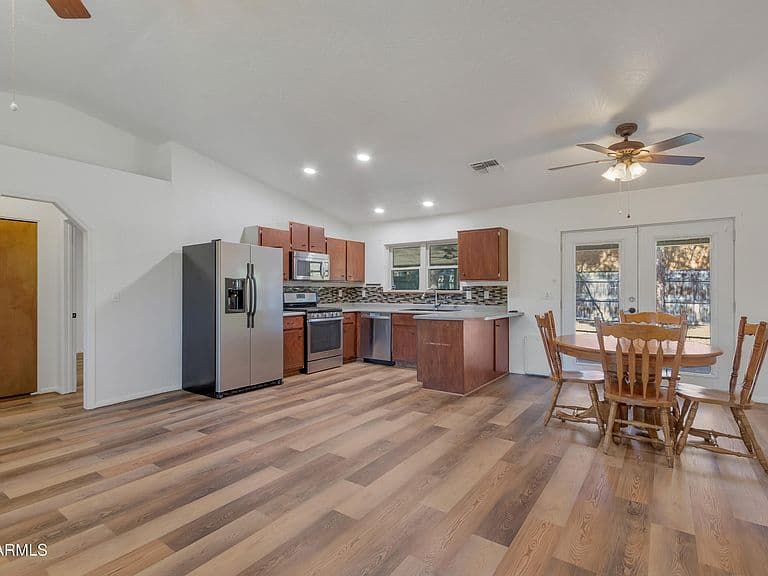 2220 S PUMA Circle photo 5