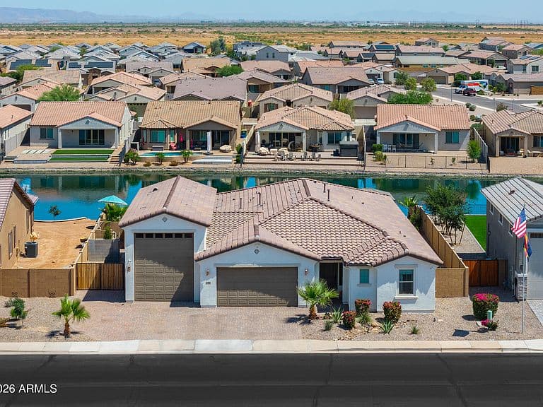 40780 W DESERT FAIRWAYS Drive photo 2