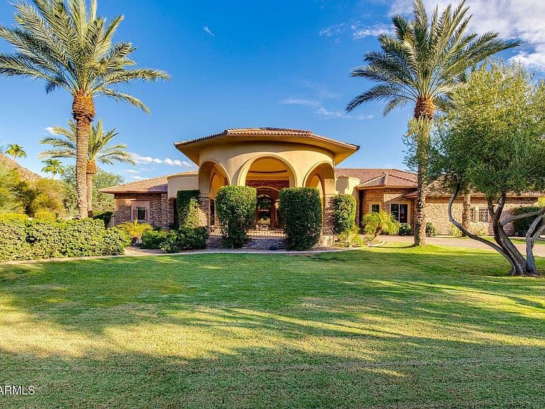4807 E CRYSTAL Lane photo 4