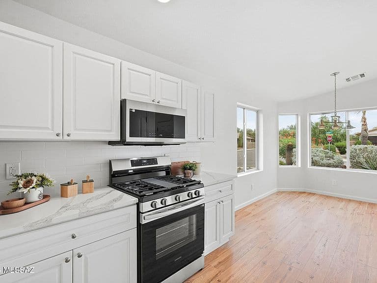 9035 N Mexican Sage Pl photo 3