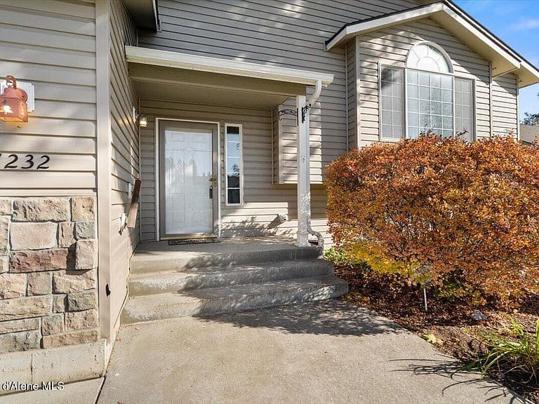 1232 W Edgewood Cir photo 3